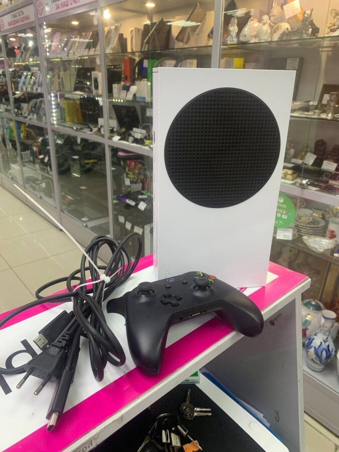Игровая приставка XBOX SERIES S 512gb