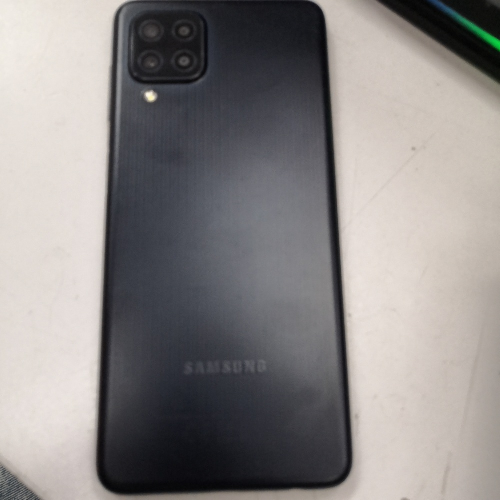 Смартфон Samsung M22 4/128