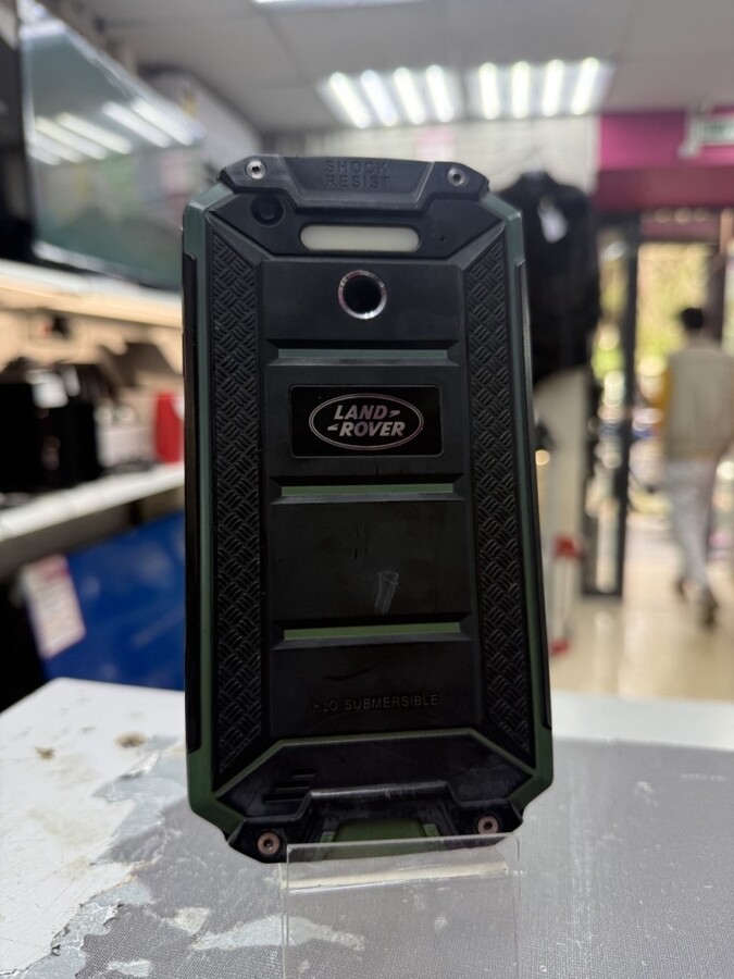 Мобильный телефон P9000_MAX 4/212