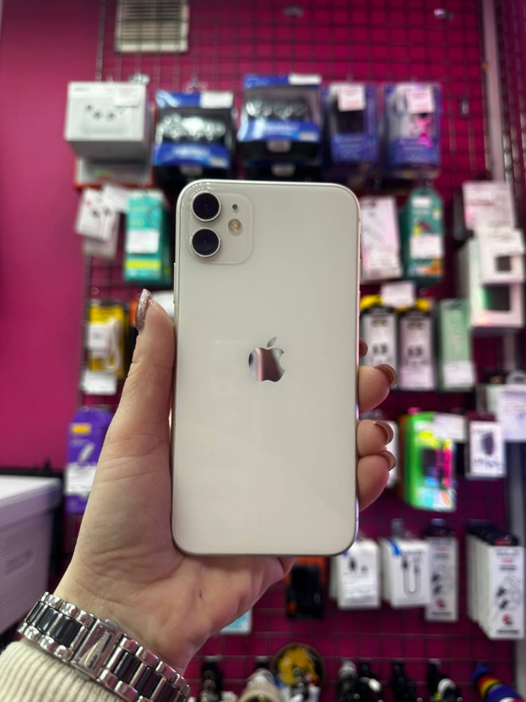 Смартфон iPhone 11 128 Gb