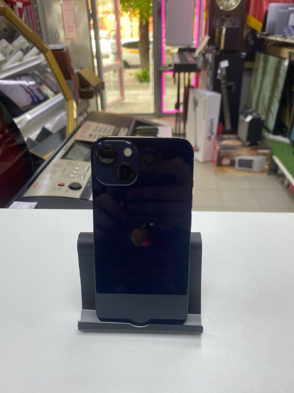 Смартфон iPhone 13 128 Gb