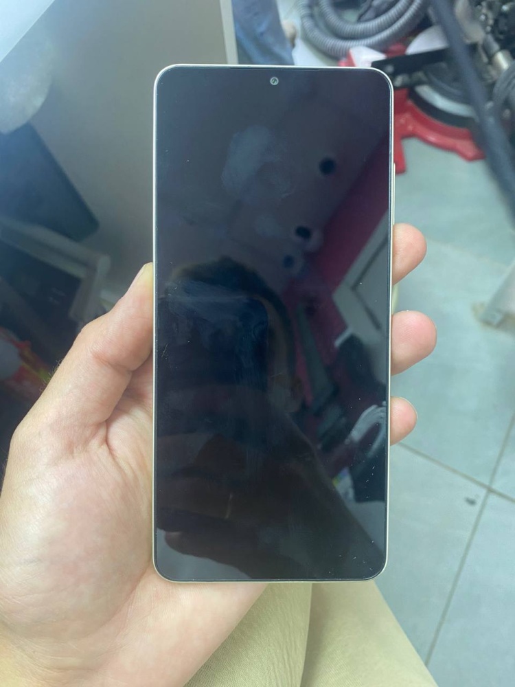 Смартфон Samsung A06  4/64