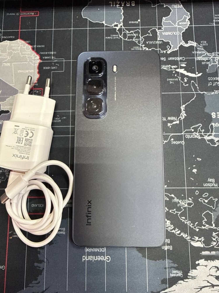 Мобильный телефон Infinix HOT 50 8/256