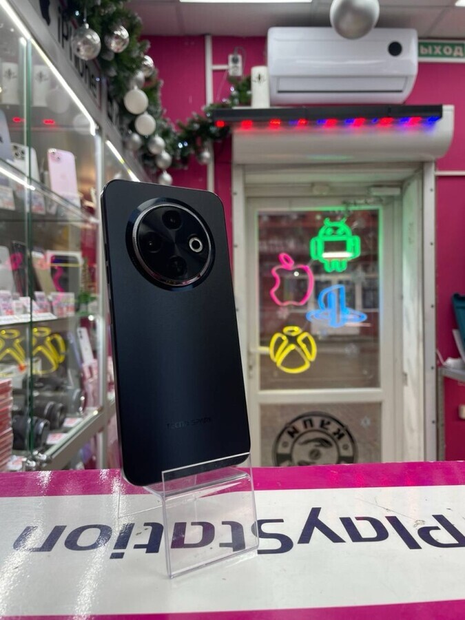 Мобильный телефон Tecno Spark 30C 4/128