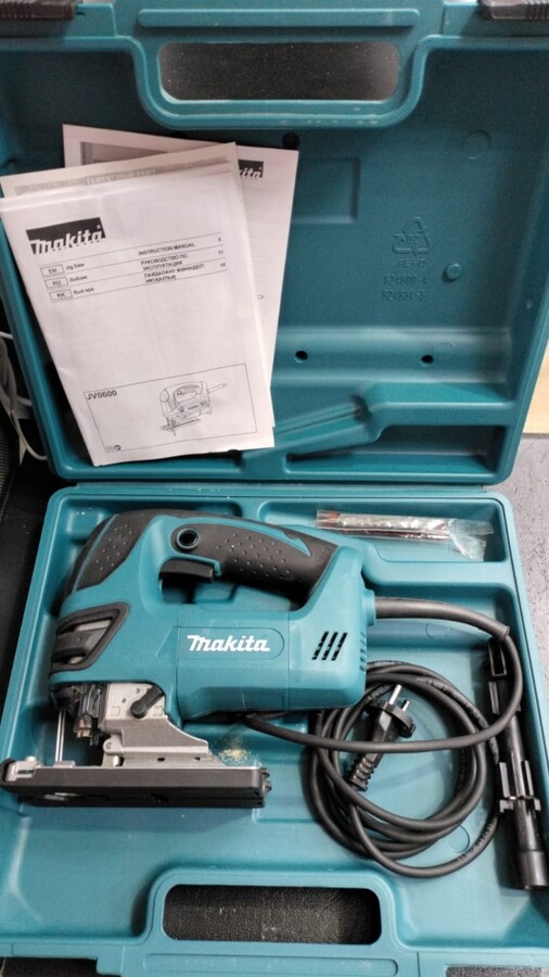 Лобзик Makita J4350ct