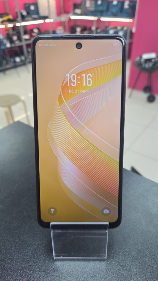 Мобильный телефон Infinix Smart 8 4\128