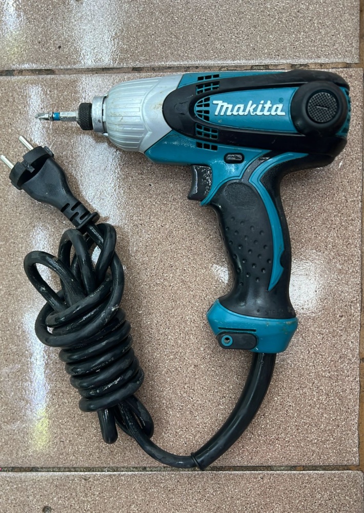 Шуруповерт makita td0101f