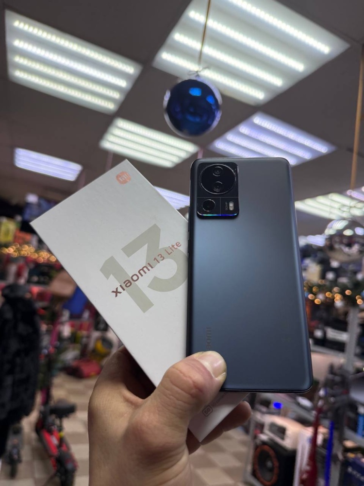 Смартфон Xiaomi 13 Lite 256Gb