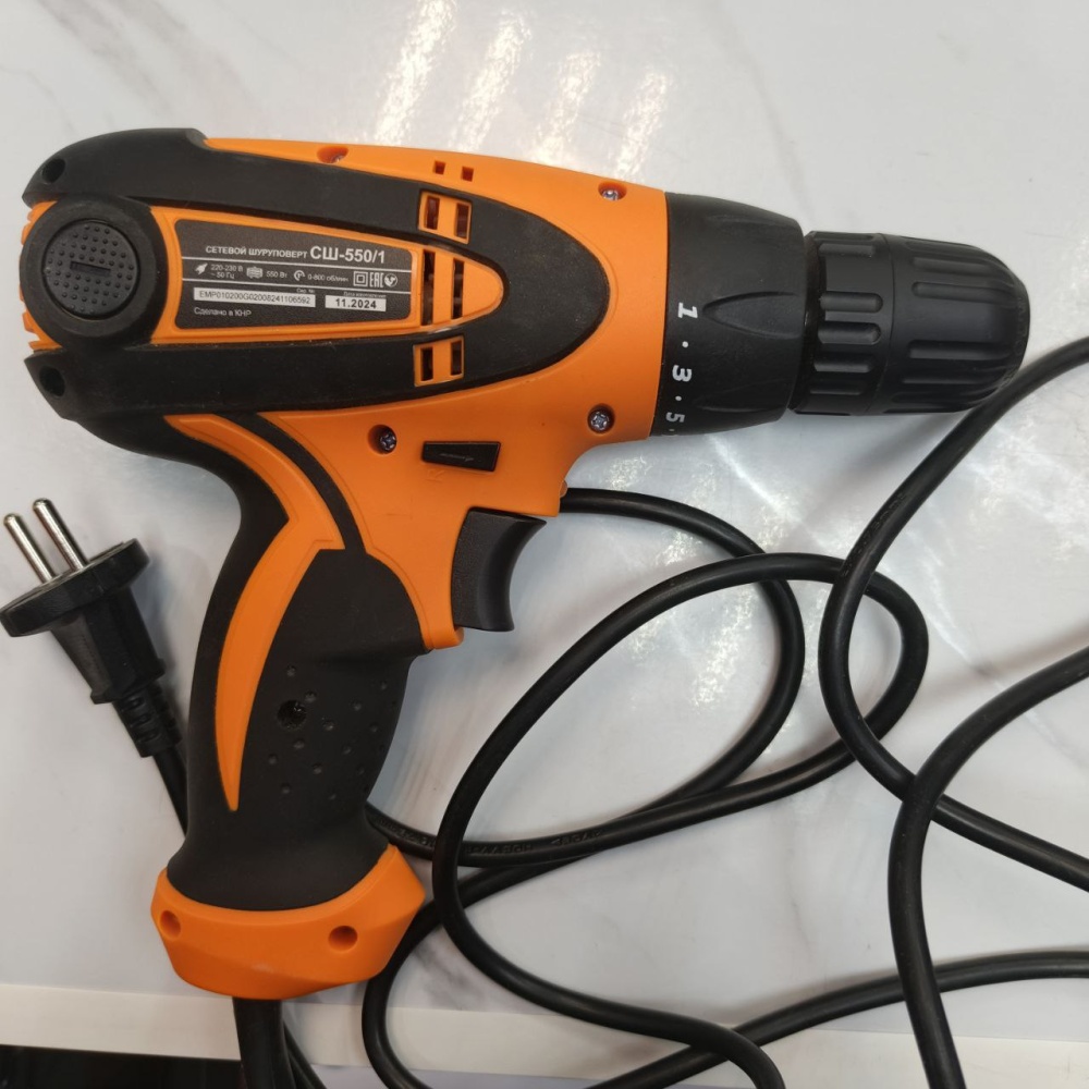 Шуруповерт Вихрь СШ-550/1