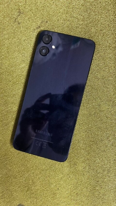 Смартфон Samsung A05  4/64