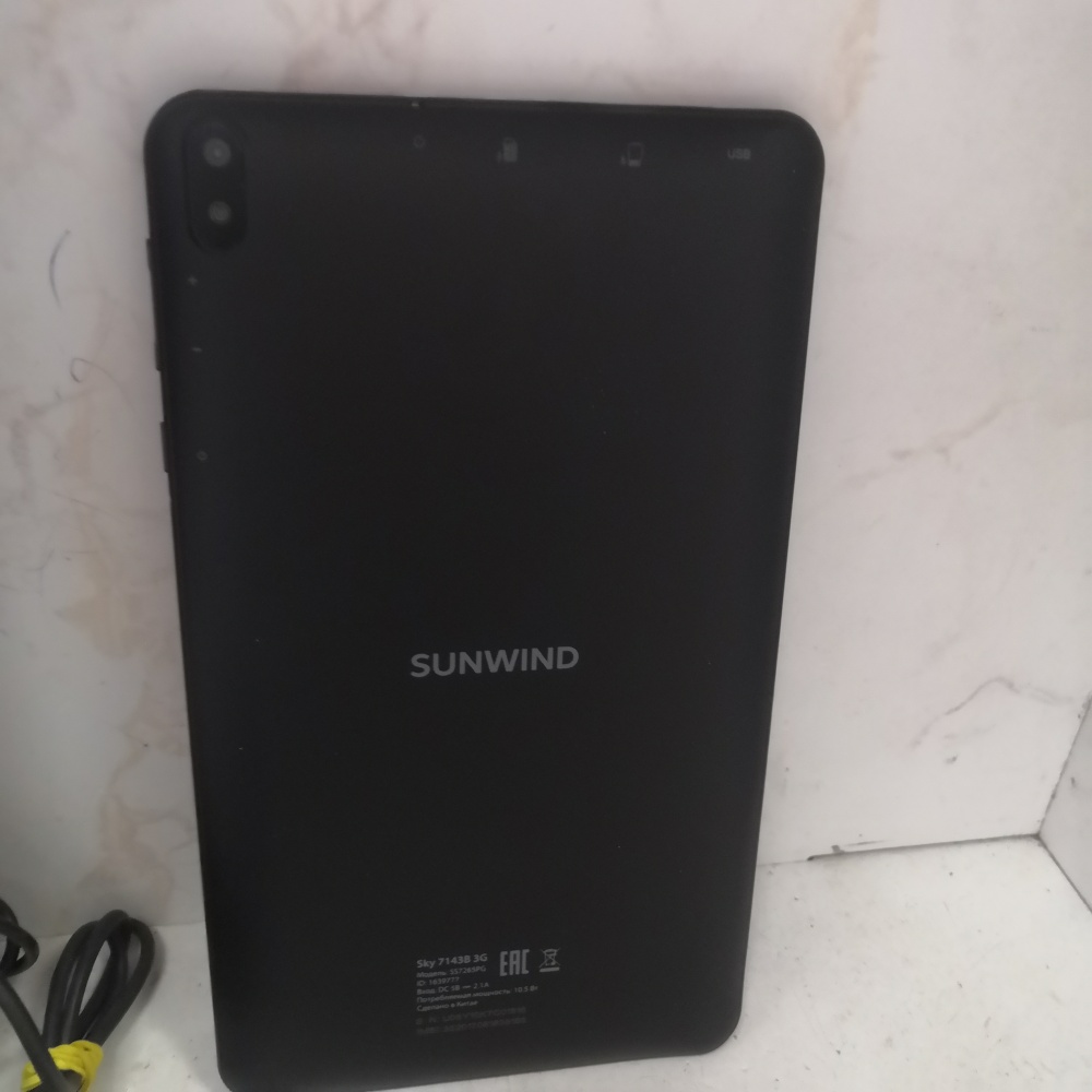 Планшет др. марка sunwind