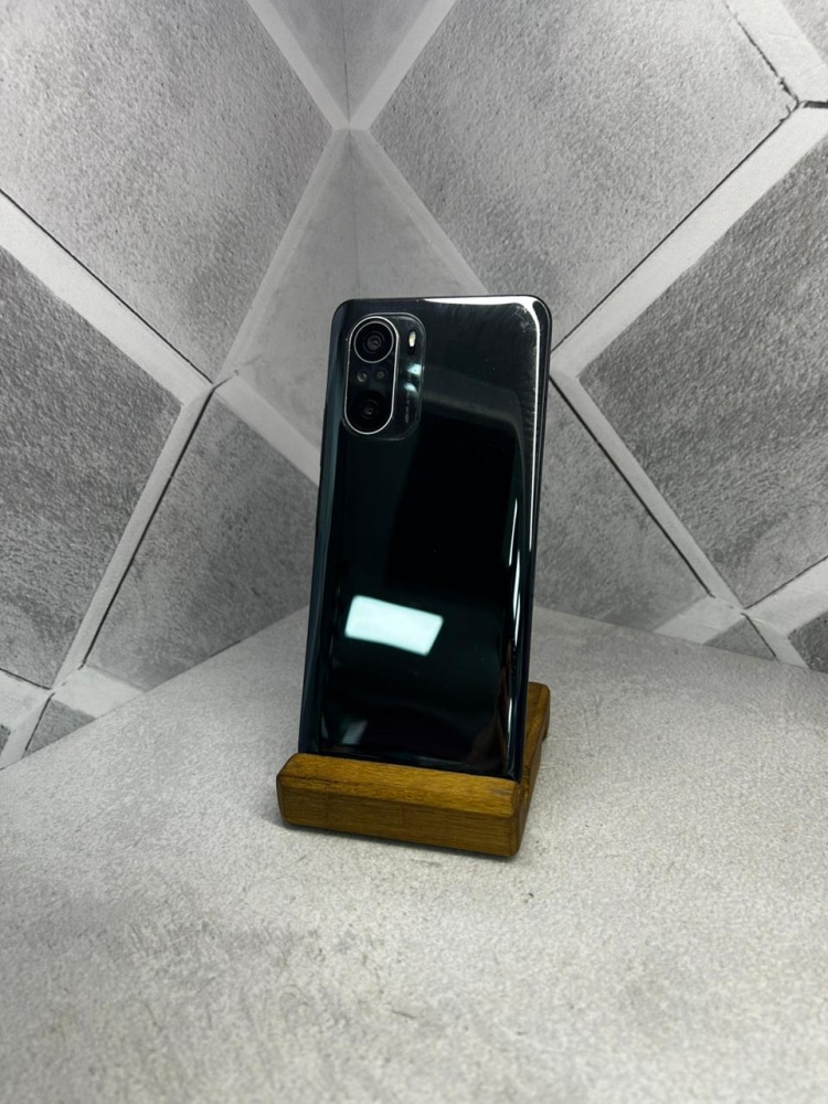 Смартфон Xiaomi Poco F3 6/128