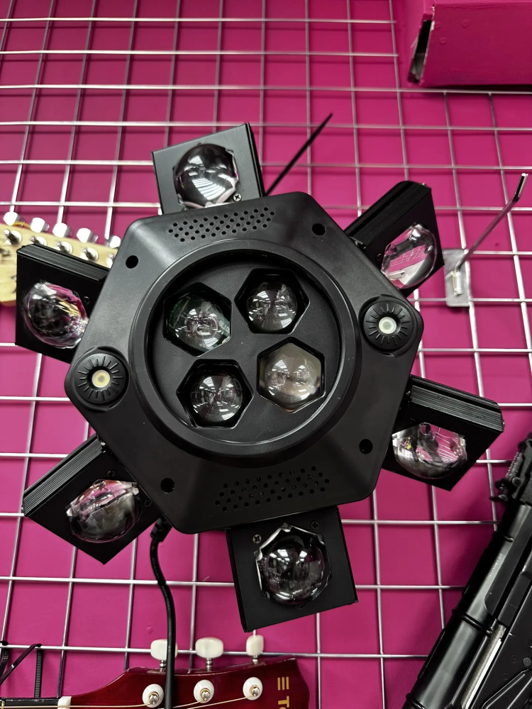 Музыкальные аксессуары Светодиодная лазерная лампа с подвижной головкой