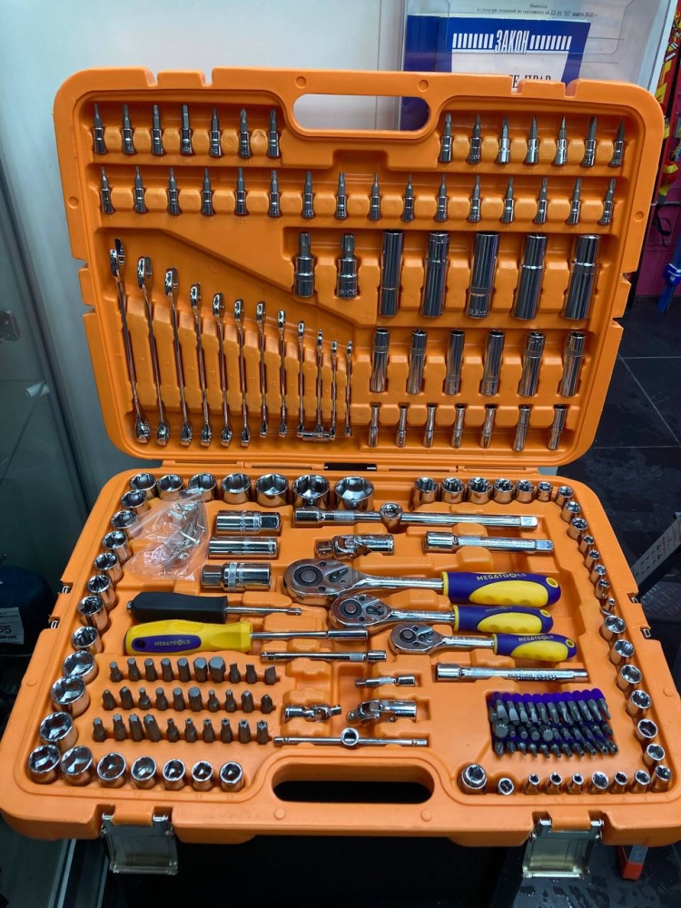 Набор инструментов 216 деталей