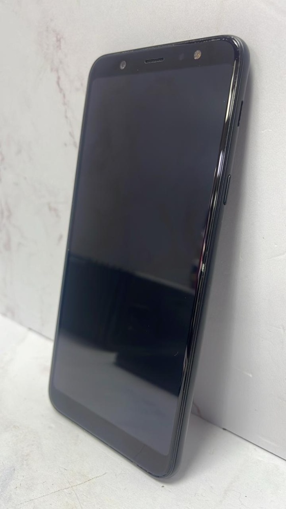 Смартфон Samsung A6 3/32
