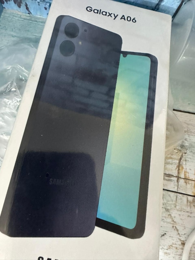 Смартфон Samsung A06 6/128