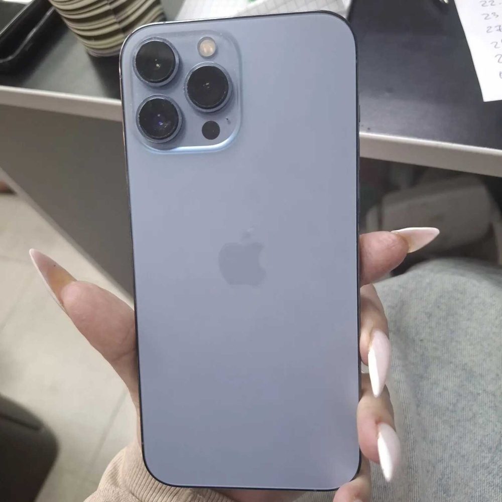 Смартфон iPhone 13 PRO MAX 256 Gb