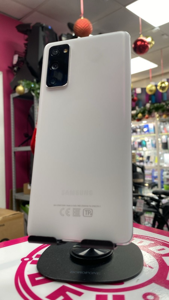 Смартфон Samsung S20 FE 6.128