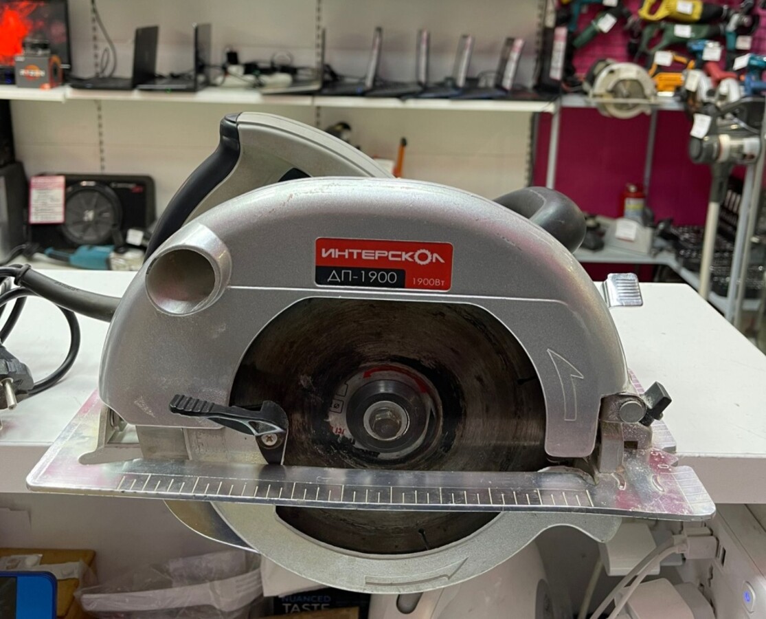 Циркулярная пила ИНТЕРСКОЛ ДП 1900
