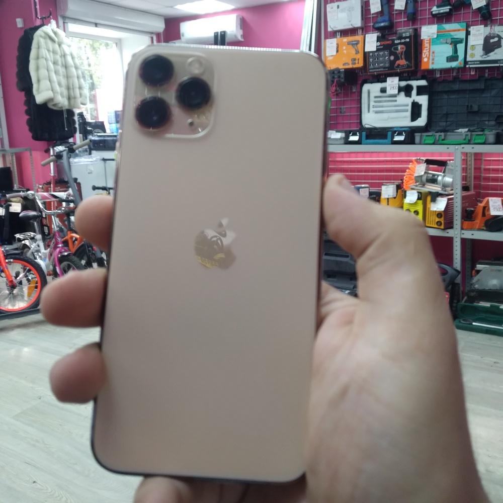 Смартфон iPhone 11 PRO 64 Gb