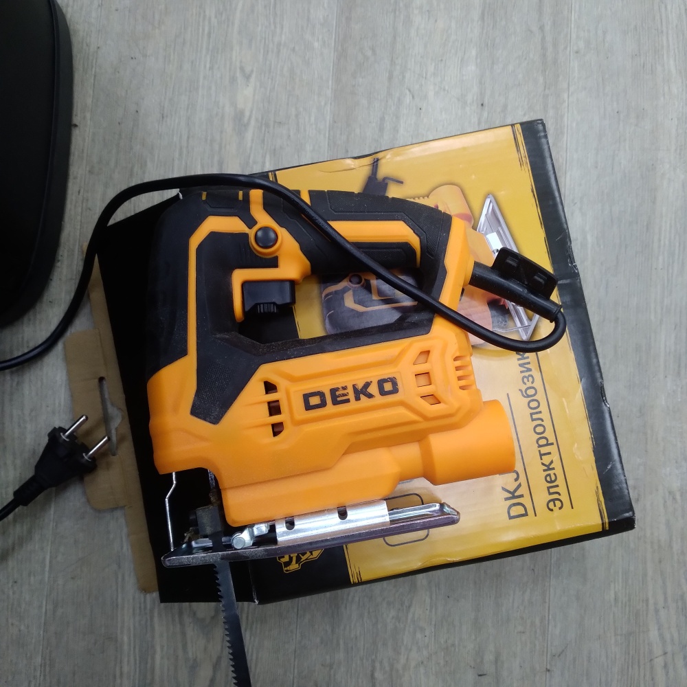 Лобзик deko dkjs750