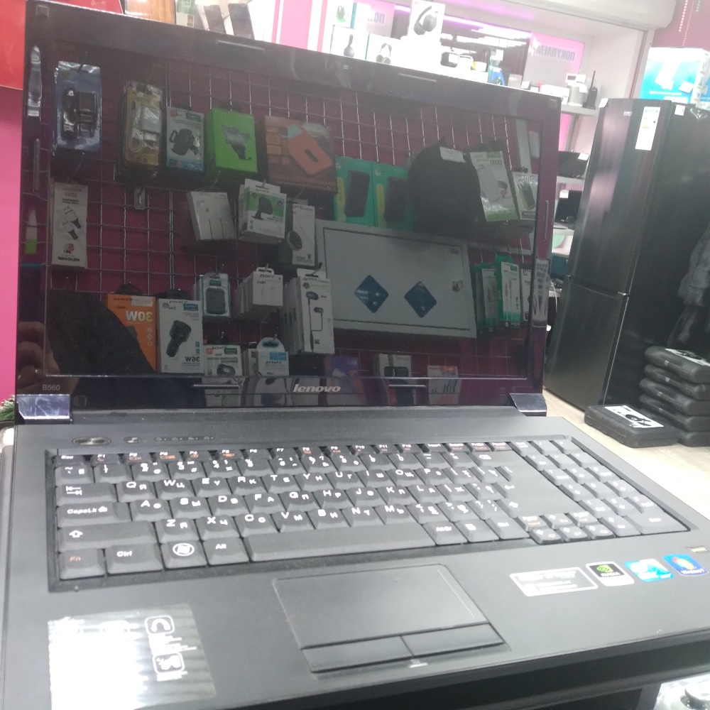 Ноутбук Lenovo i5/8/250ssd/1