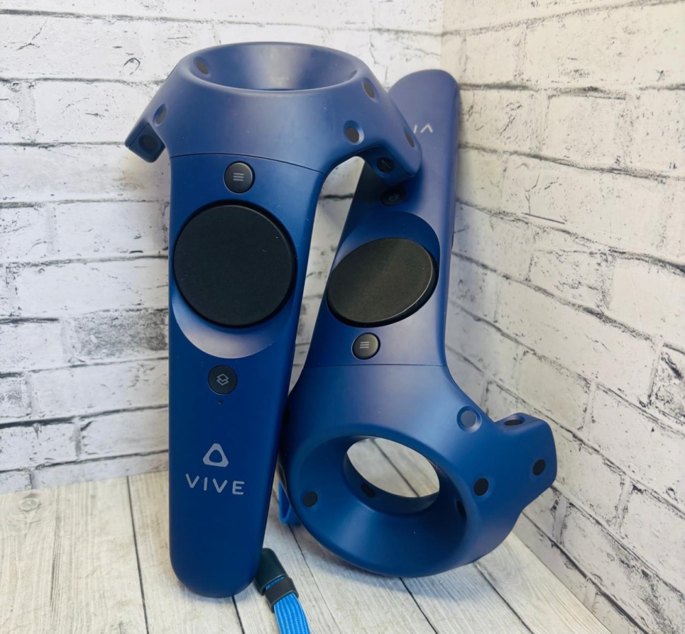 VR контроллер HTC