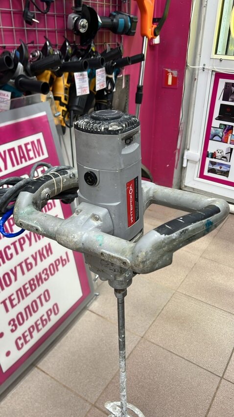 Строительный миксер Интерскол КМ-60\1000э
