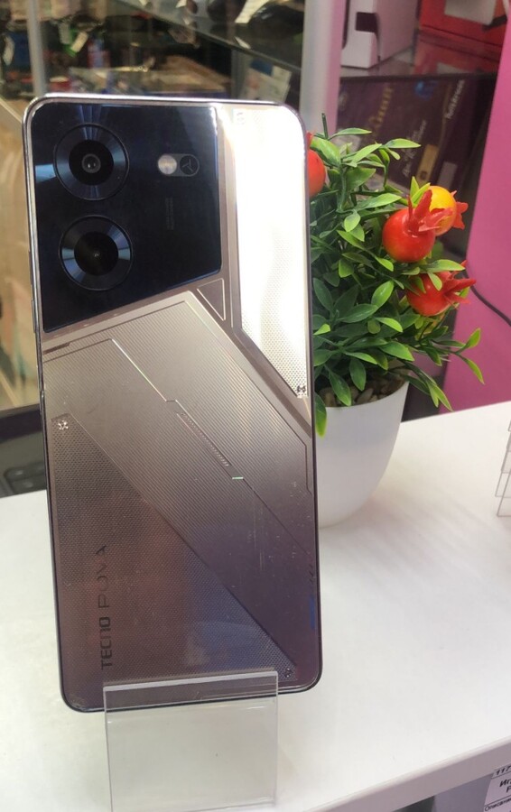 Мобильный телефон Tecno Pоva 5  8/256