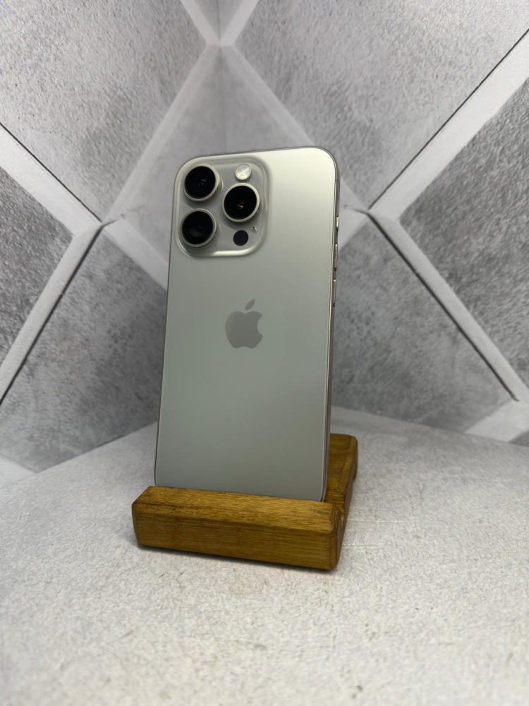 Смартфон iPhone 15 PRO 256gb