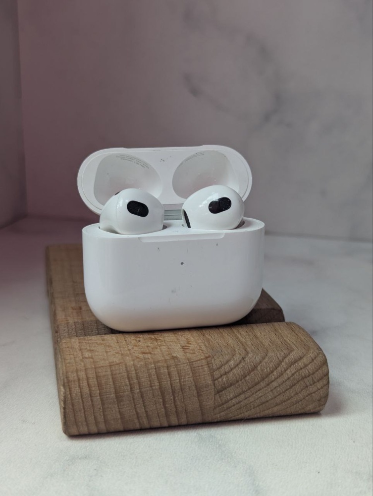 Наушники Airpods