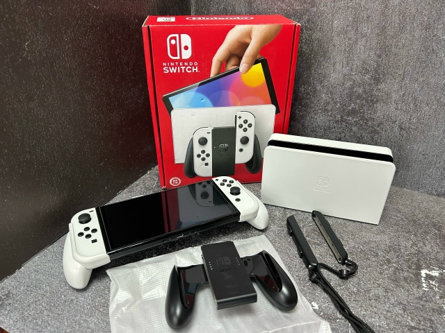 Игровая приставка Nintendo Switch Oled 64Gb