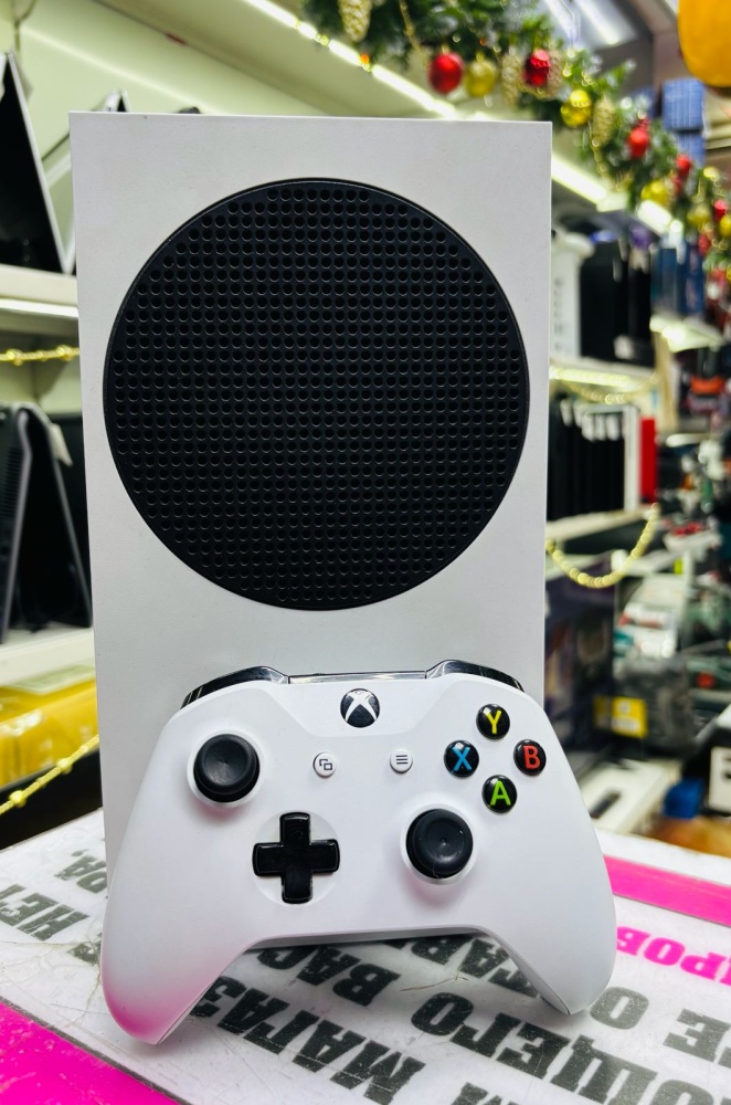 Игровая приставка XBOX Series S