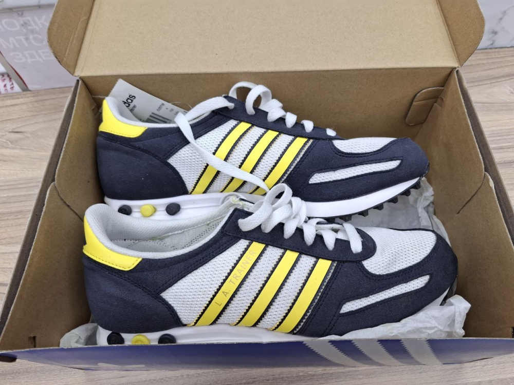 Adidas LA trainer