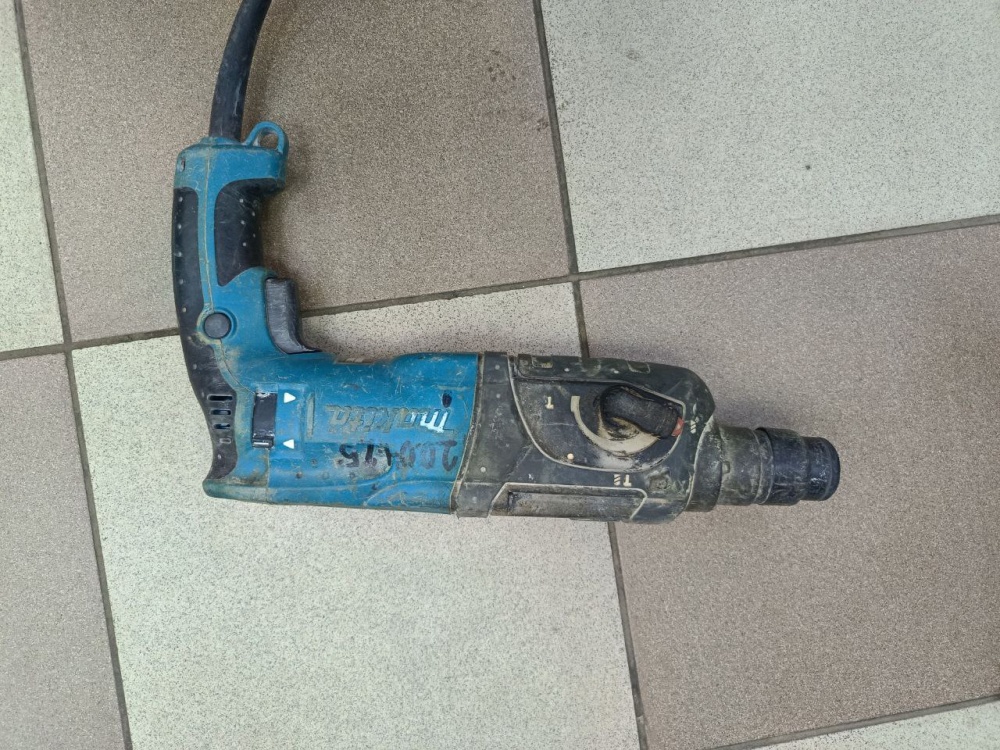 Перфоратор Makita 2470
