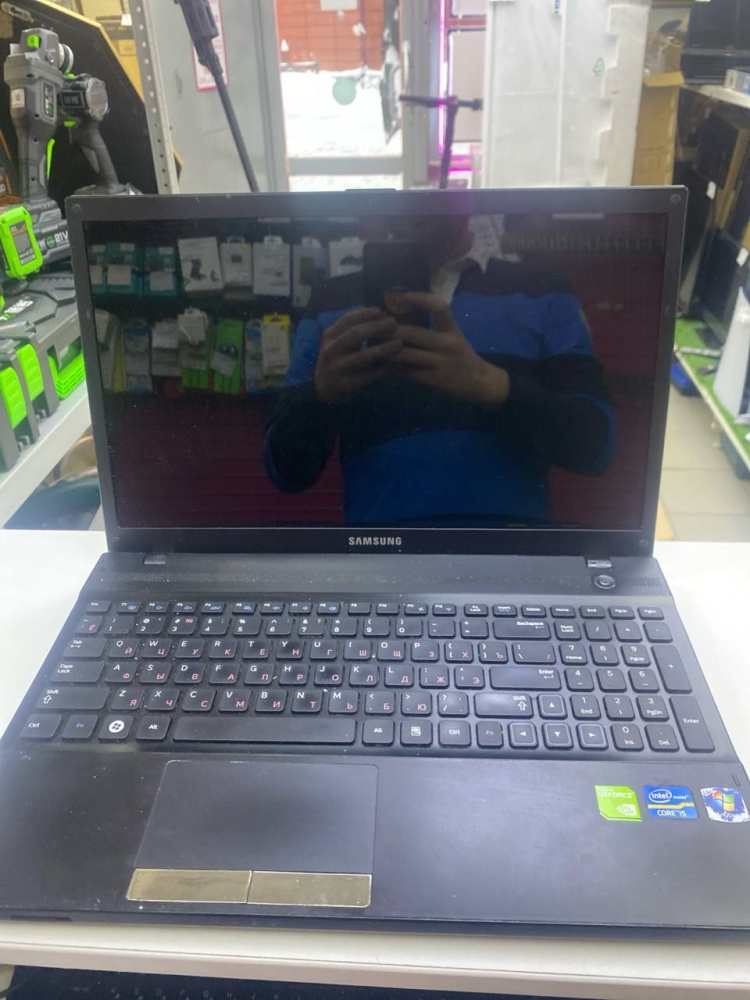 Ноутбук Samsung