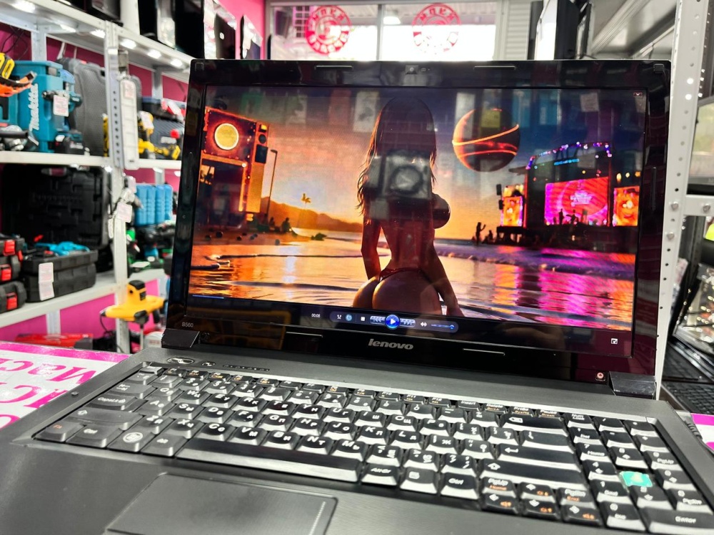 Ноутбук Lenovo INTEL CORE I3\2\111\GEFORCE 310M