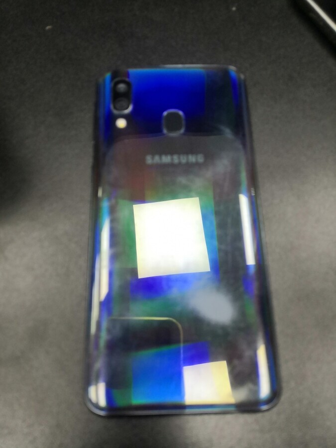 Смартфон Samsung A40 4/64