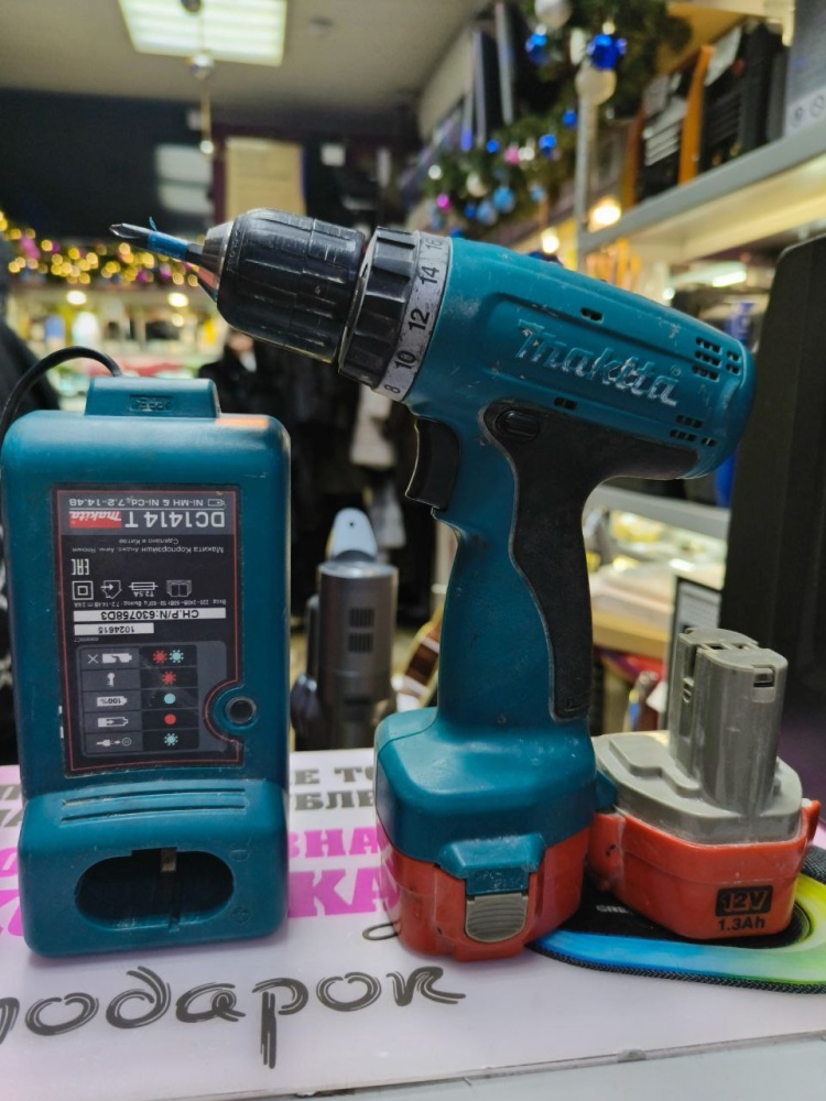 Шуруповерт Makita 6270D