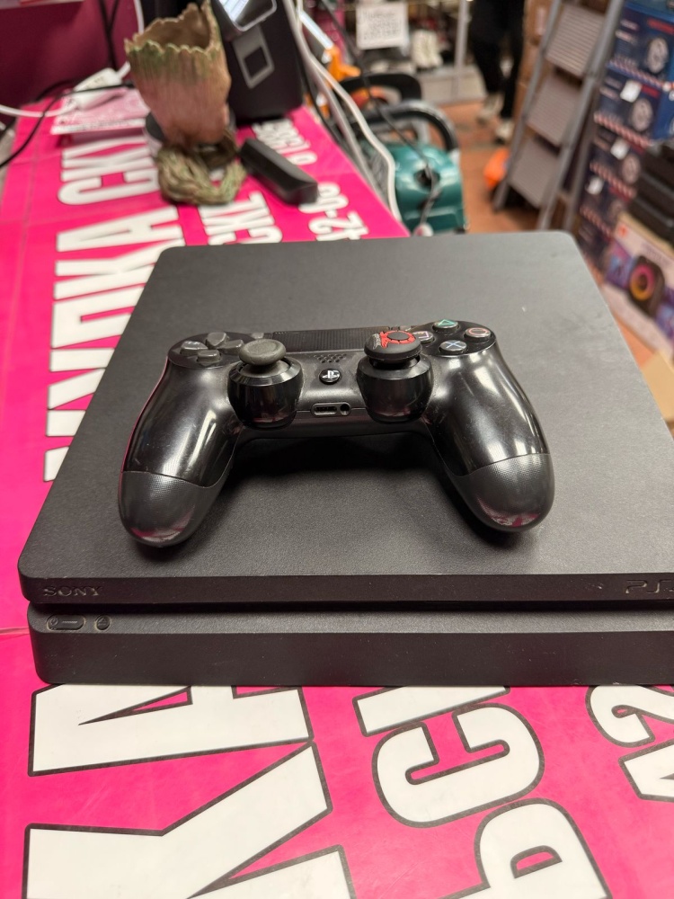 Игровая приставка Sony PlayStation 4 slim (1ТВ)