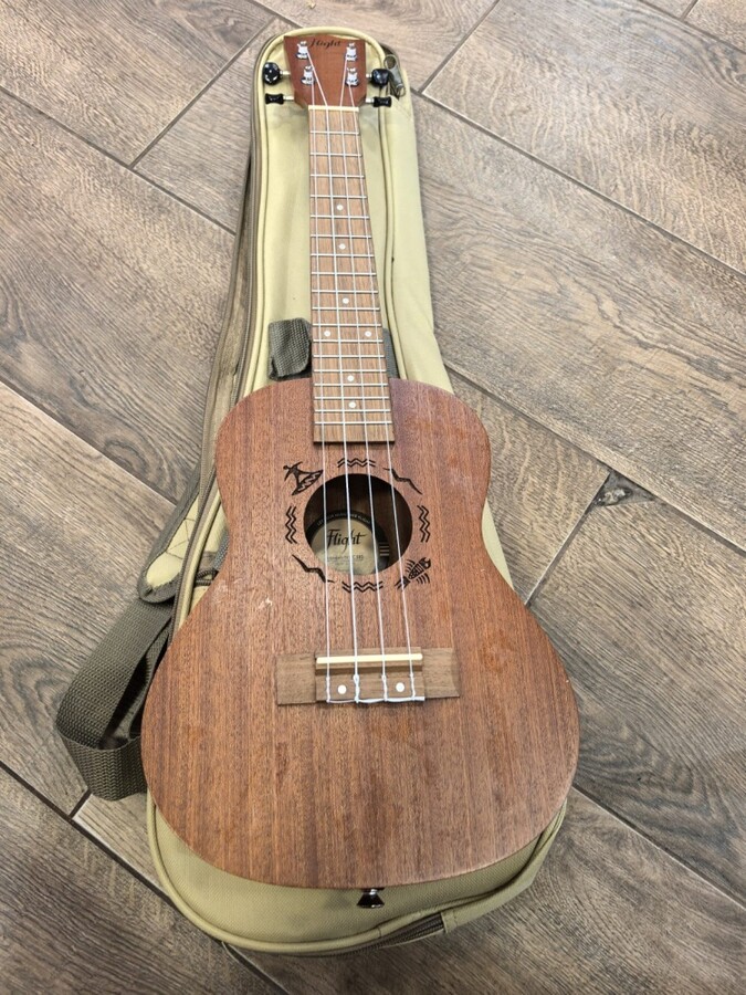 Гитара Укулеле Flight