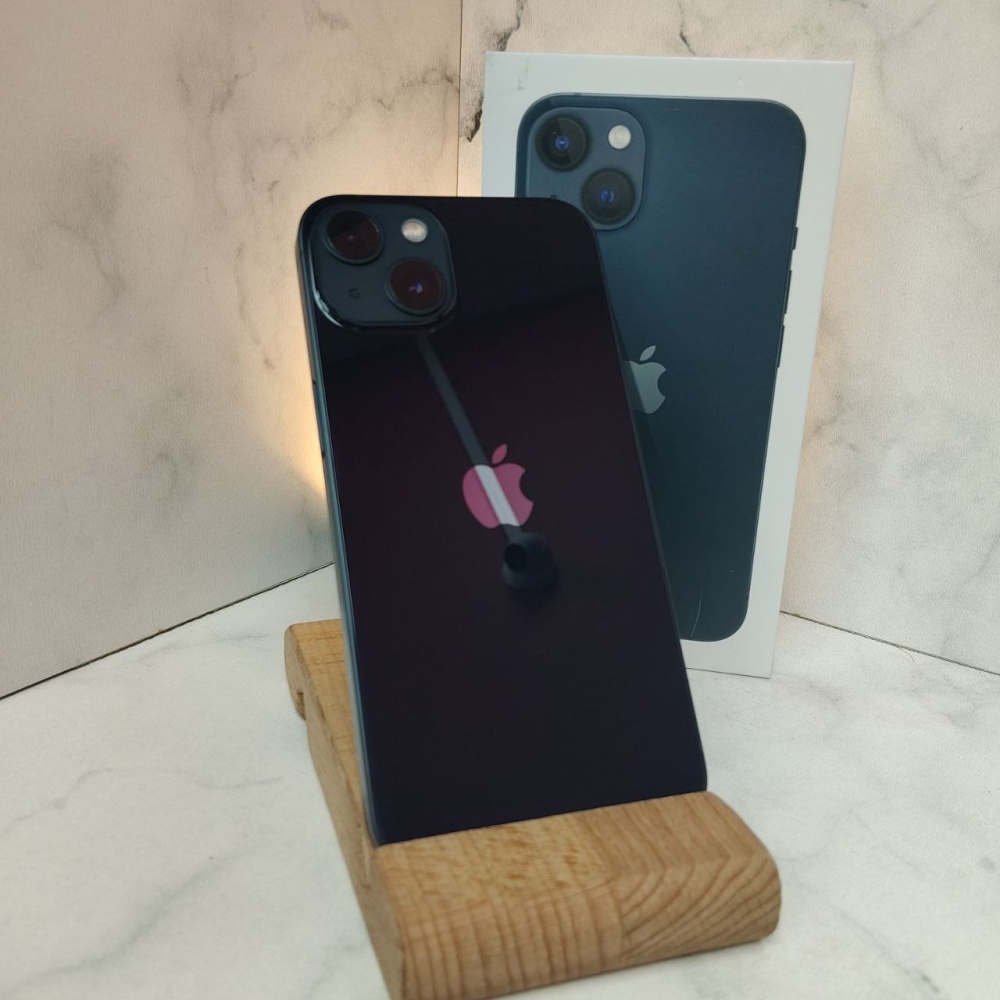 Смартфон iPhone 13 256 Gb