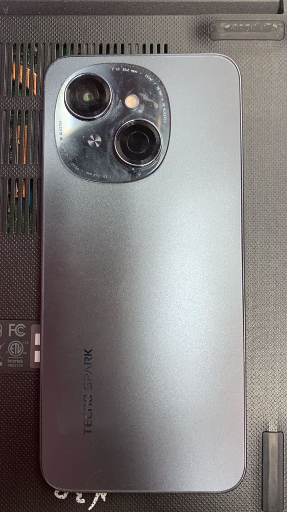 Мобильный телефон Tecno Spark Go 1 3\64