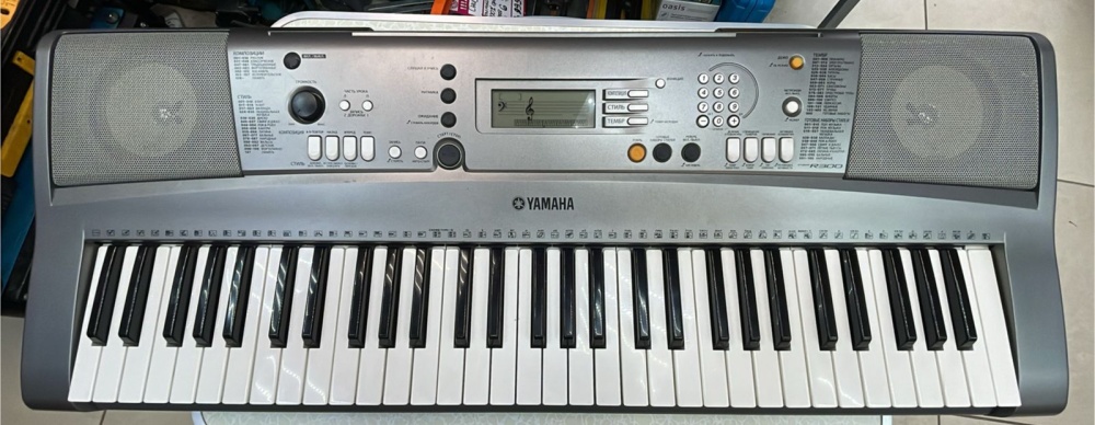 Синтезатор YAMAHA