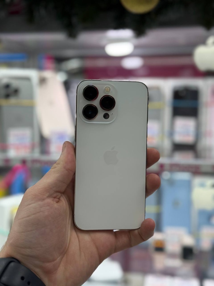 Смартфон iPhone 13 PRO 256 GB