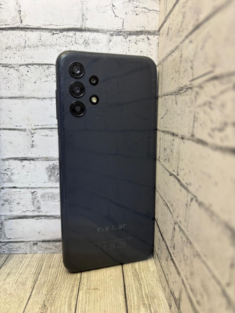 Смартфон Samsung A13 4/64