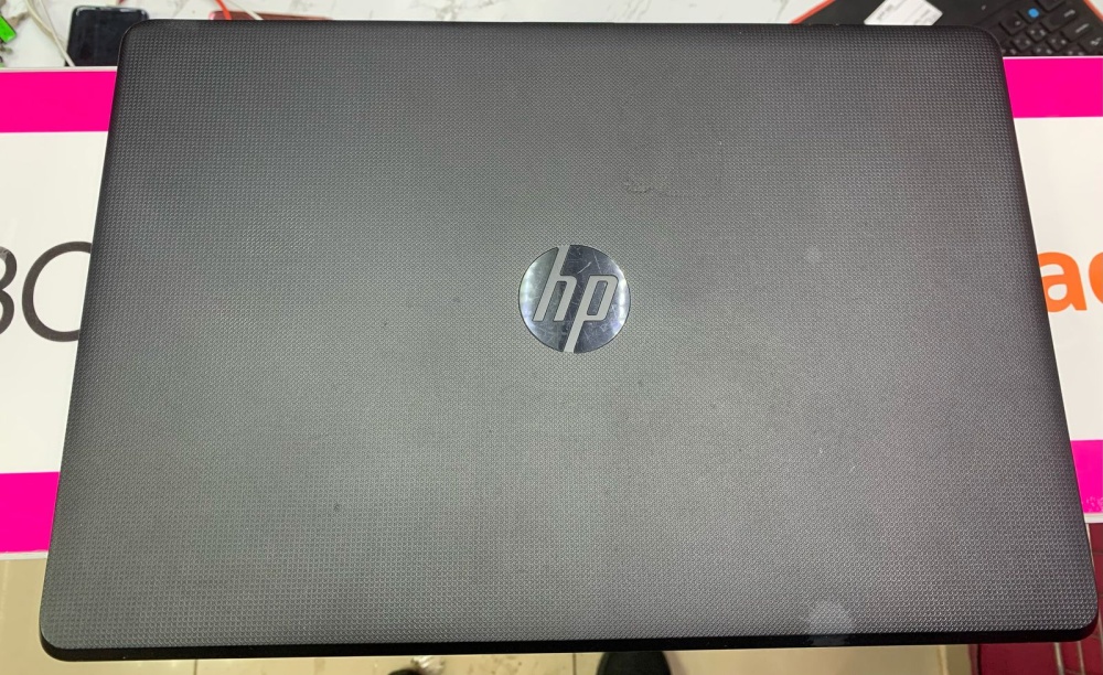 Ноутбук HP AMD E2-9000e Radeon R2/ОЗУ 4gb