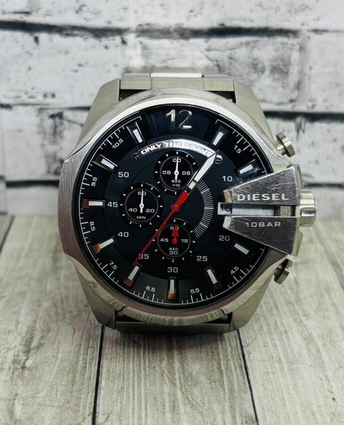 Часы Diesel