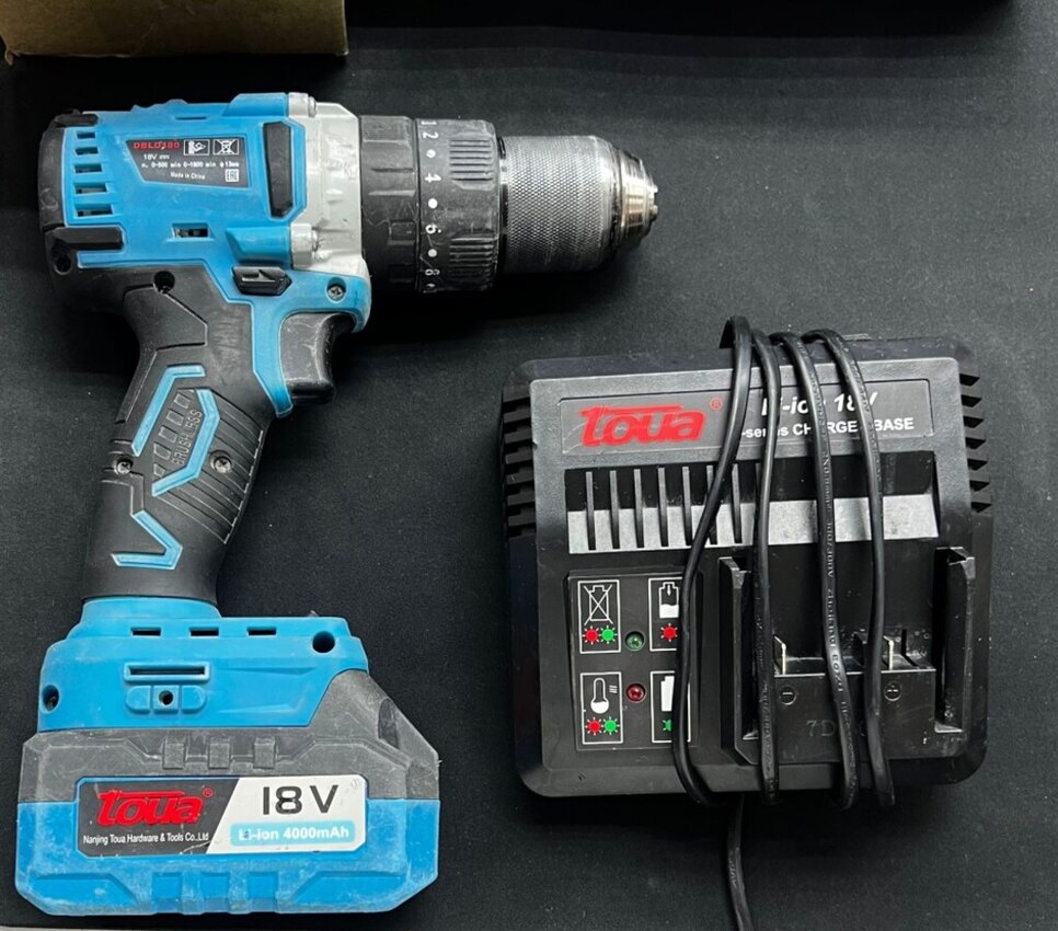 Шуруповерт TOUA DBLD128