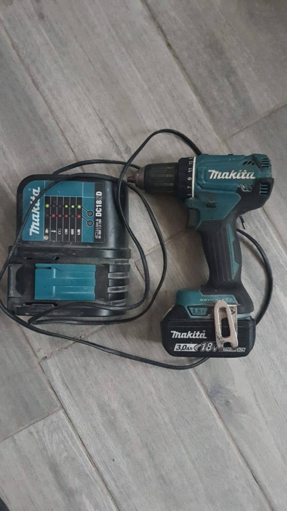 Шуруповерт Makita DDF485RJF 18v